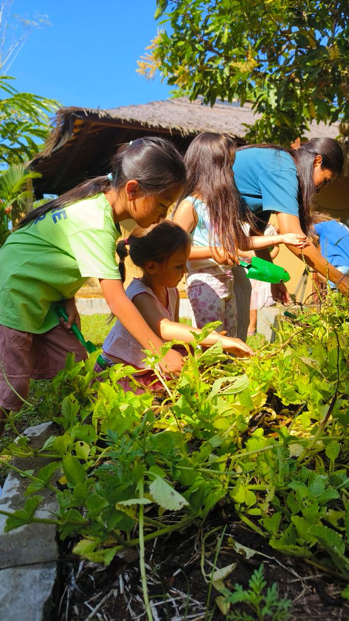 Empathy School Bali creative activity